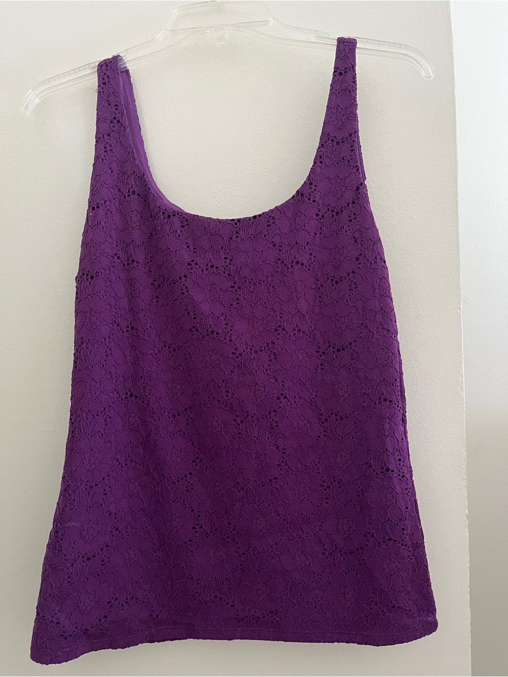 White House Black Market Women's Purple Lace Tank Top- Size Medium